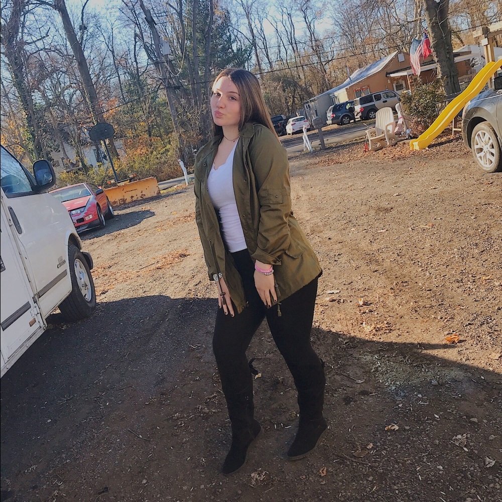 Meet your Posher, Kassy